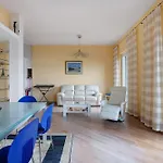 - Alveare Sul Blue Апартаменты Леричи