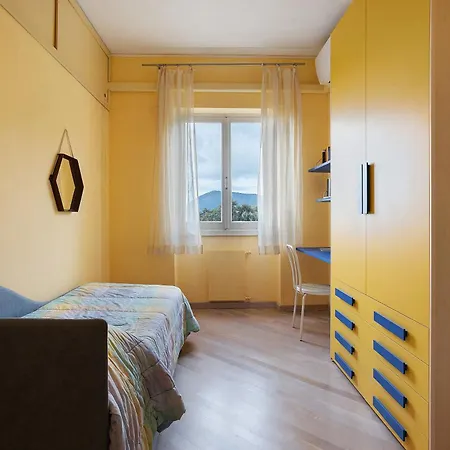 - Alveare Sul Blue شقة