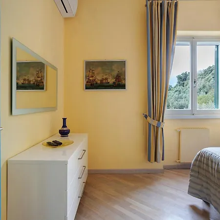 - Alveare Sul Blue * Lerici